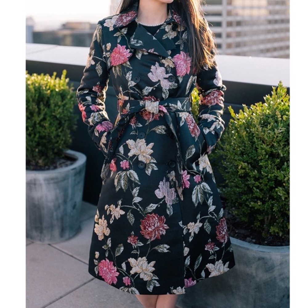 Gal Meets Glam Dominique Coat Size Medium Floral Embroidered Longline Belted